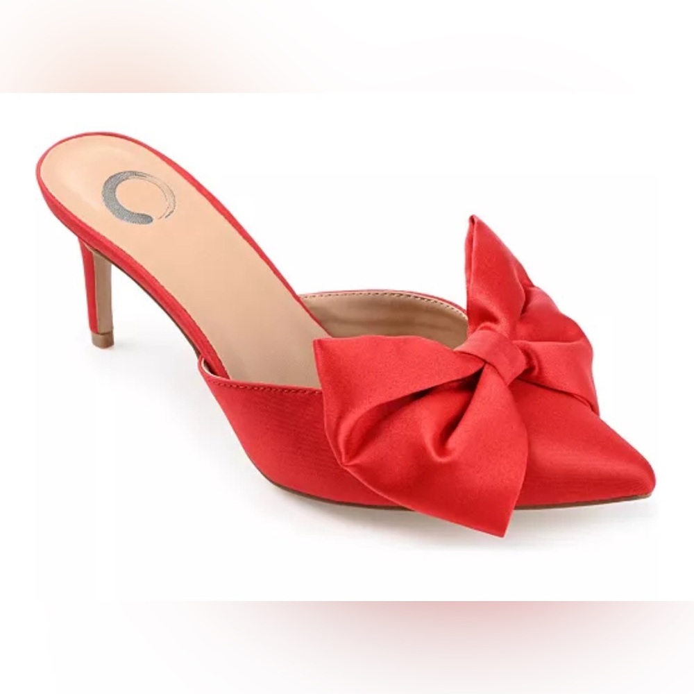 NEW Journee Collection Tiarra Red Sation Heels size 8